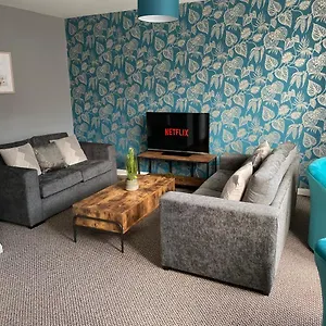 Sleepover 4 Free Parking Sleeps 6 Apartment