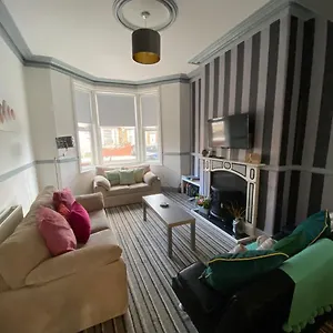 Abode - Seaside Cove Holiday home